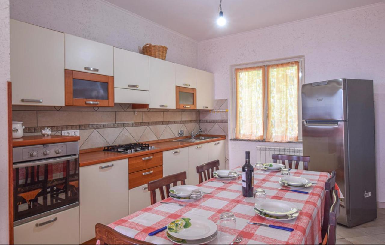 Confortevole E Spazioso Appartamento 100Mq A Falerna Con Vista Panoramica Sul Golfo Con Free Wifi E Smart Tv Экстерьер фото
